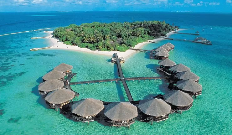 Inspirasi Travel ke Destinasi Tropis Dunia